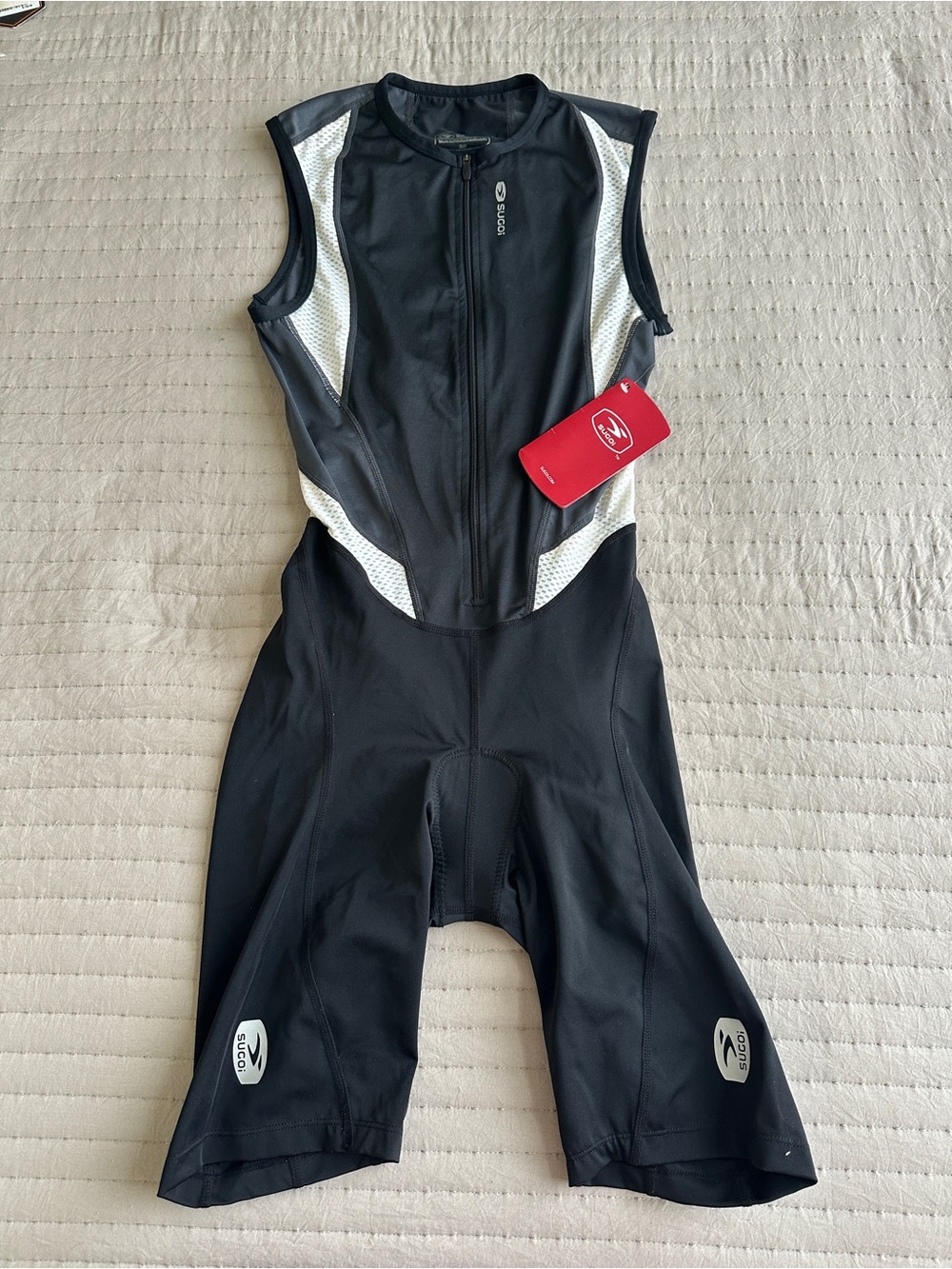 SUGOI Black and White Sleeveless Triathlon Suit with Front Zipper